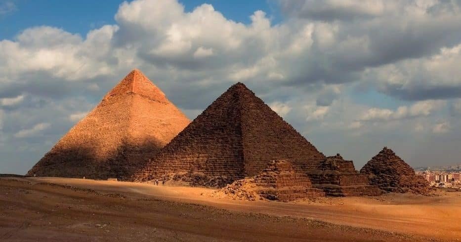 Egypt Adventure 8 Days - Giza pyramids image
