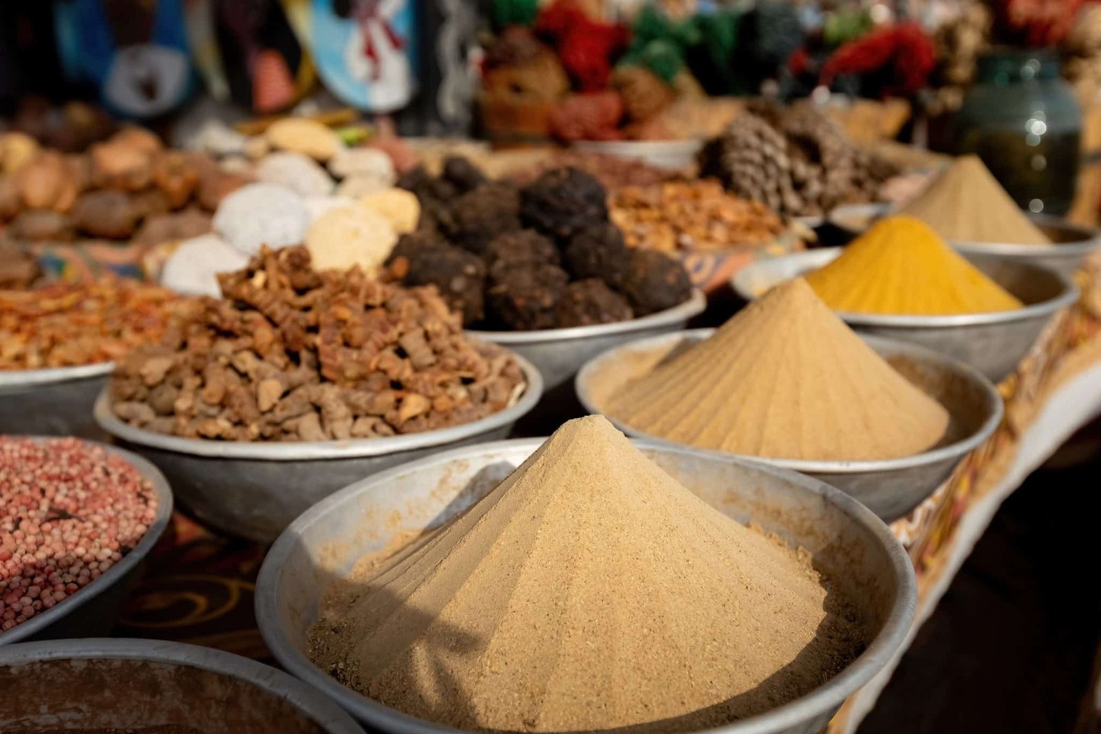 Pyramids,Of,Spices,And,Color,Powder,On,Egyptian,Market,In